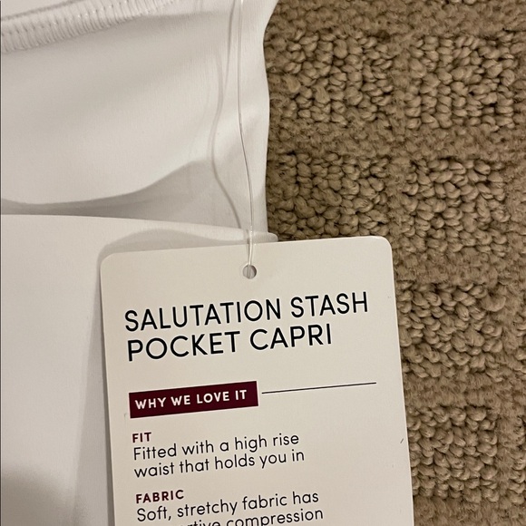 Athleta Salutation Stash Pocket Capri in White - Picture 3 of 4